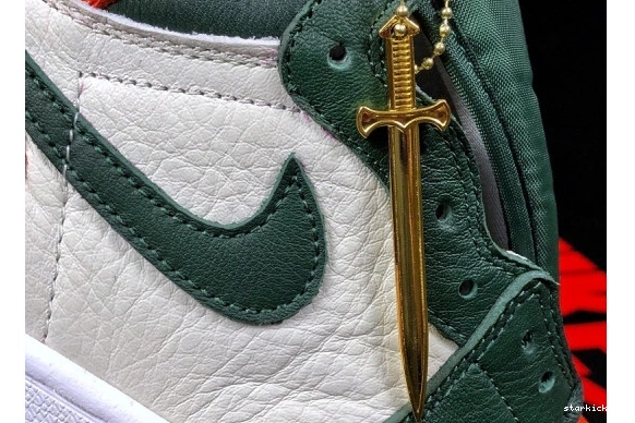 AV3905-138 Retro AV3905-138 'Solefly' - 1 High Og-Sf Air Jordan 0102